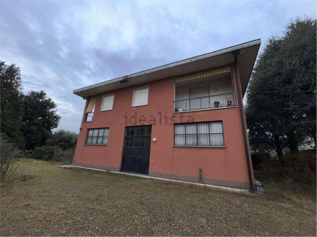 Casa in vendita a Rovellasca, Lombardia