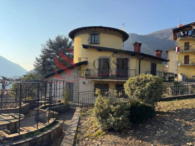 Casa in vendita a Desenzano al Serio, Albino