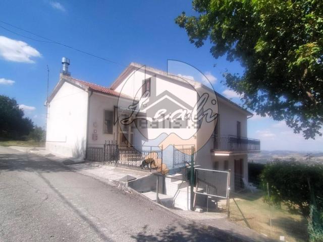 Casa in vendita a Marche, Fermo