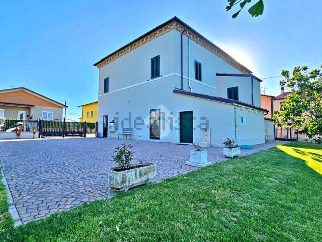 Casa in vendita a Marche, Pesaro E Urbino
