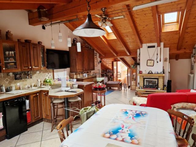 Casa in vendita a Comunità montana della valle Camonica, Edolo