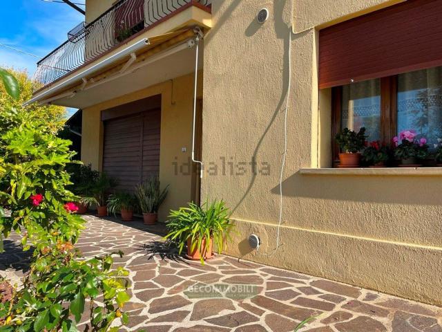 Casa in vendita a Crocetta Del Montello, Veneto