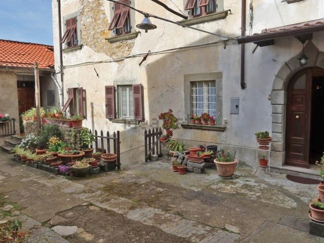 Casa in vendita a Unione di comuni Montana Lunigiana, Fivizzano