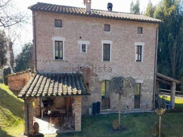 Casa in vendita a Cetona, Toscana