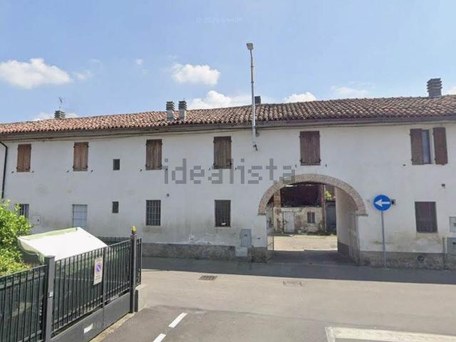 Casa in vendita a Romanengo, Cremona