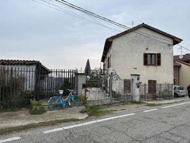 Casa in vendita a Piemonte, Asti