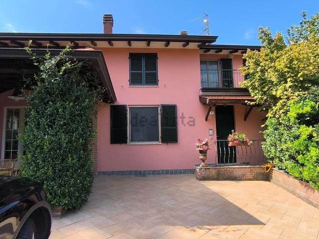 Casa in vendita a Nibbiano, Reggio Emilia