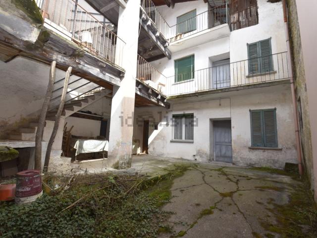 Casa in vendita a Maggio, Cremeno