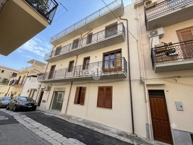 Casa in vendita a Castellammare Del Golfo, Sicilia