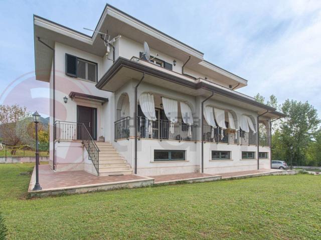 Casa in vendita a San Bartolomeo, Cassino
