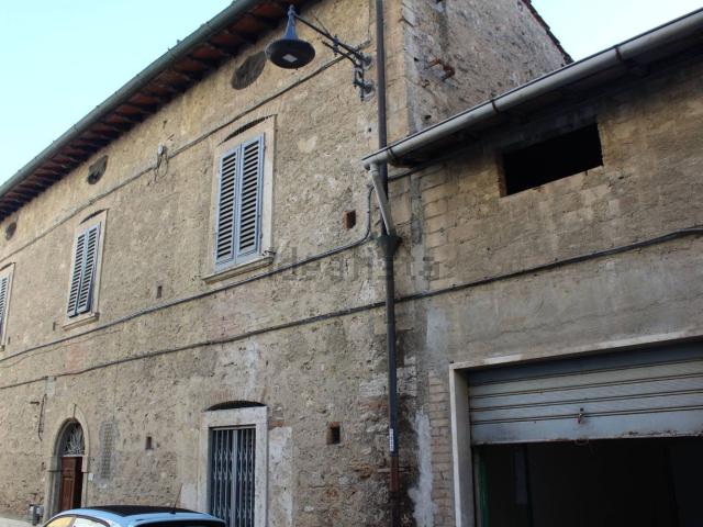 Casa in vendita a Lecchi, Toscana