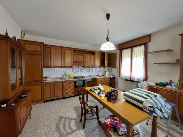 Casa in vendita a Moglia, Lombardia