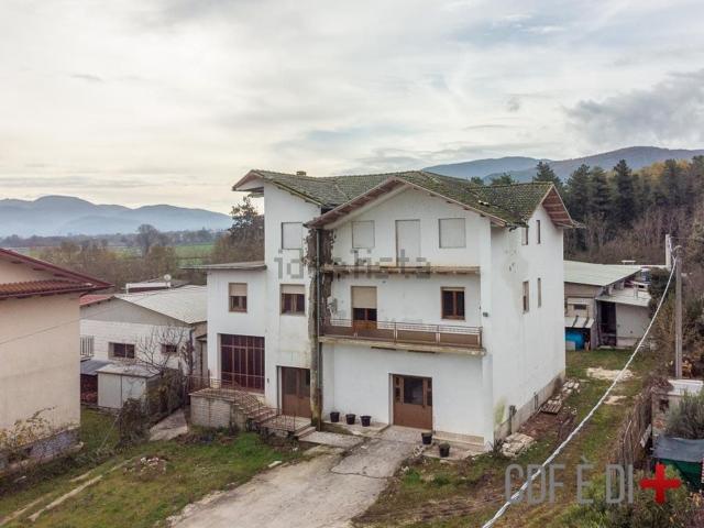 Casa in vendita a Greccio, Lazio