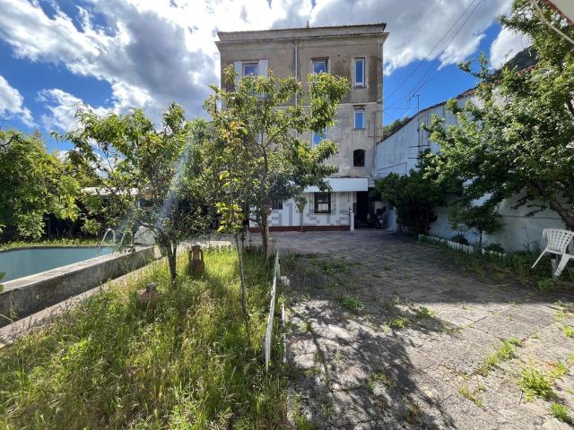Casa in vendita a Salerno, Campania