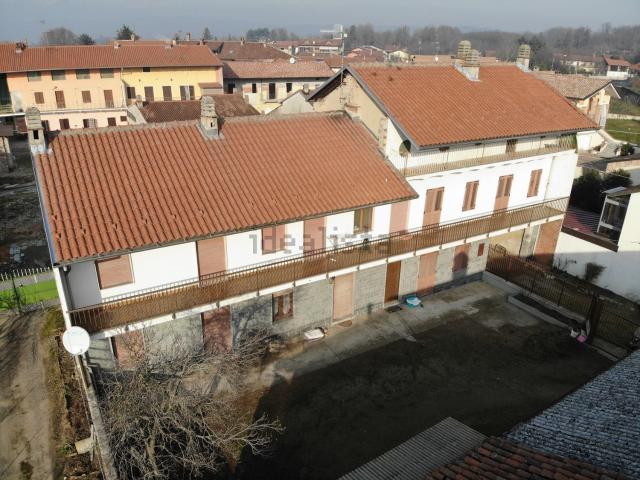 Casa in vendita a Moncrivello, Vercelli