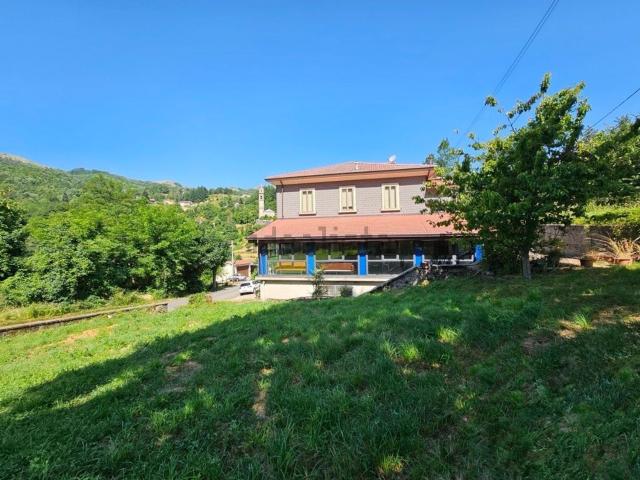 Casa in vendita a Albareto, Reggio Emilia