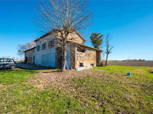 Casa in vendita a Unione delle Terre d'Argine, Carpi