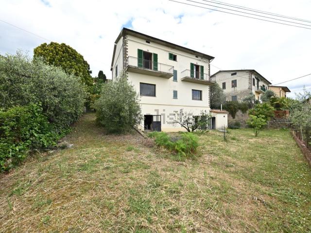 Casa in vendita a Castiglion Fiorentino, Toscana