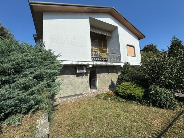 Casa in vendita a Ciserano, Bergamo