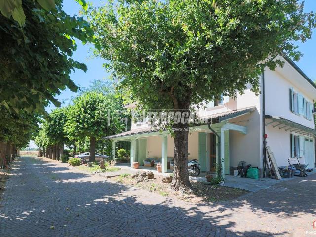 Casa in vendita a Budrio, Reggio Emilia