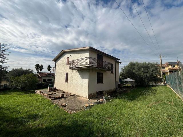 Casa in vendita a Roma Capitale, Lazio