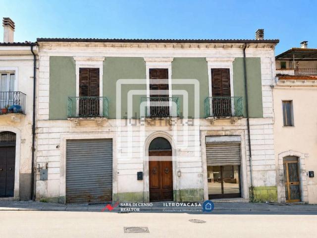Casa in vendita a Sulmona, Abruzzo