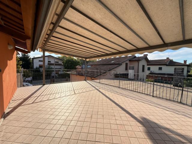 Casa in vendita a Montecchio Precalcino, Vicenza