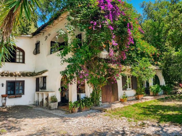 Casa in vendita a Sabaudia, Lazio