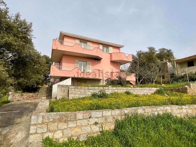 Casa in vendita a Città Giardino, Nuoro