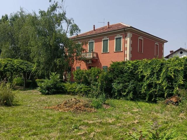 Casa in vendita a Piemonte, Alessandria