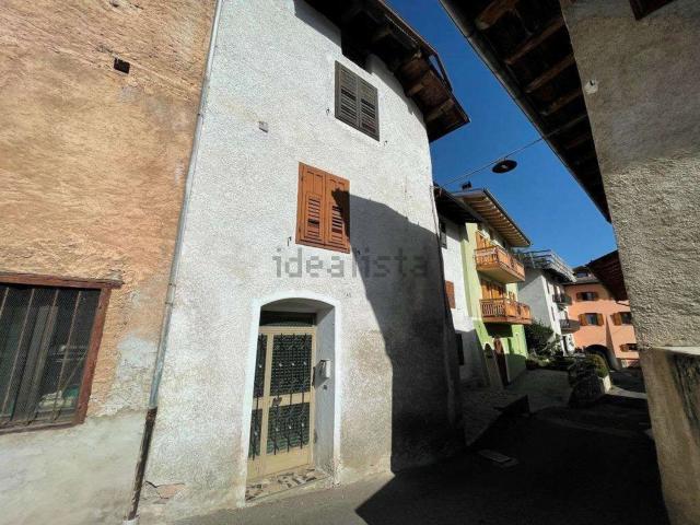 Casa in vendita a Comunità della Valle di Sole, Malè