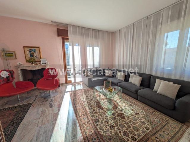 Casa in vendita a Loreto, Marche