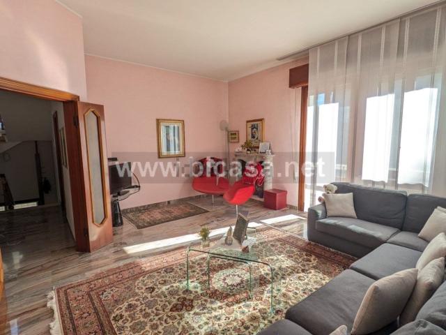 Casa in vendita a Loreto, Marche