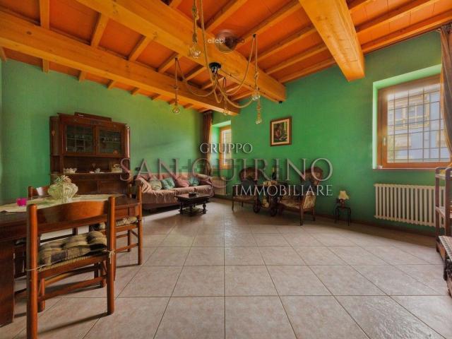 Casa in vendita a Moglia, Lombardia