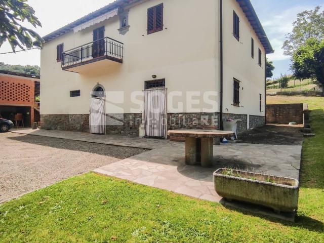 Casa in vendita a Castelfranco Piandiscò, Toscana