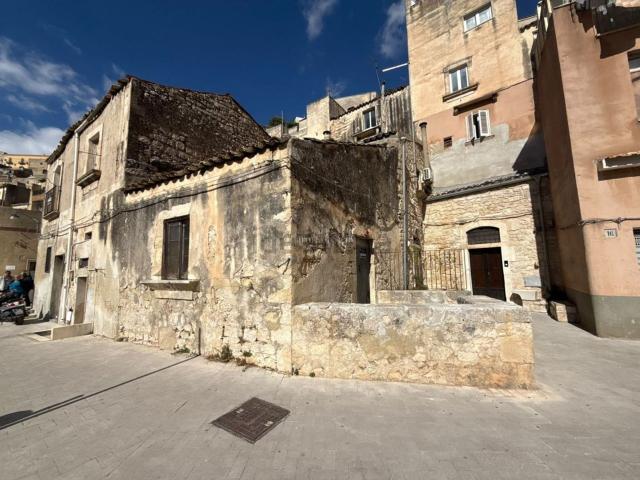Casa in vendita a Modica Alta, Modica