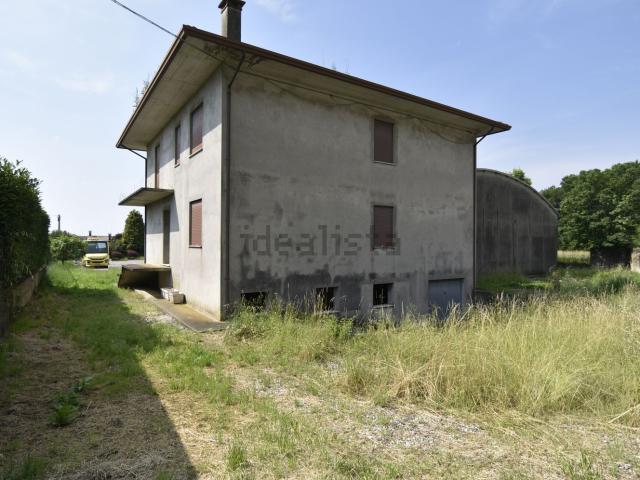 Casa in vendita a Romano D'ezzelino, Veneto