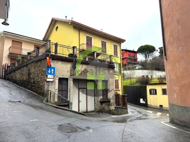 Casa in vendita a Rova, Gazzaniga