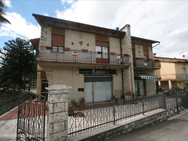 Casa in vendita a Bettolle, Sinalunga