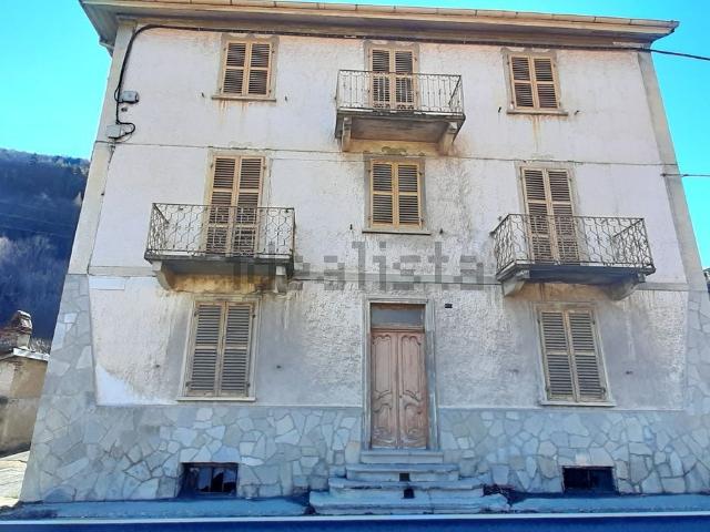 Casa in vendita a Chiomonte