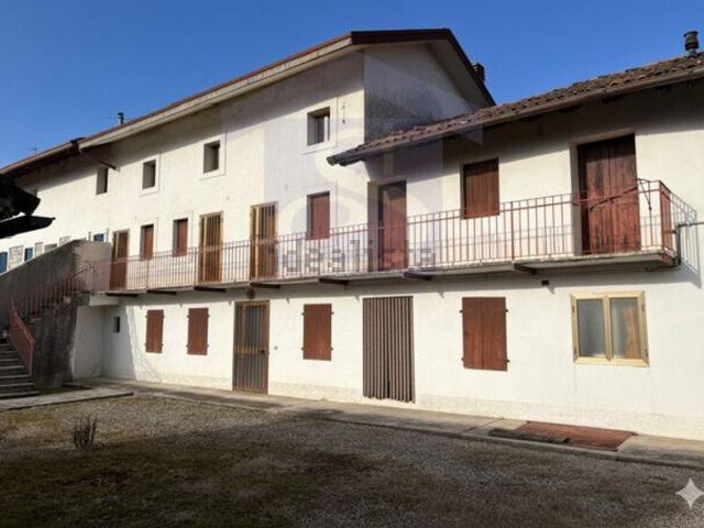 Casa in vendita a Villadolt / Viladolt, Fontanafredda
