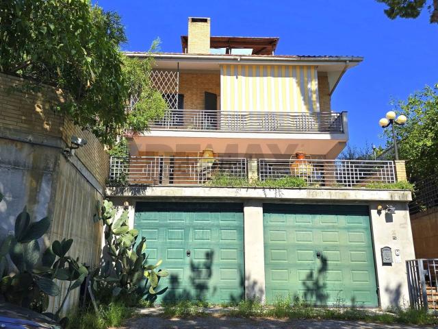Casa in vendita a Castelnuovo, Recanati