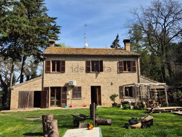 Casa in vendita a Villa Fastiggi, Marche