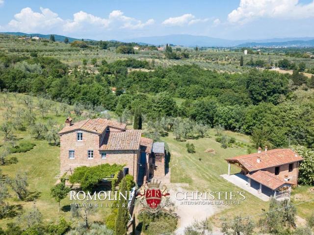 Casa in vendita a Civitella in Val di Chiana, Albergo