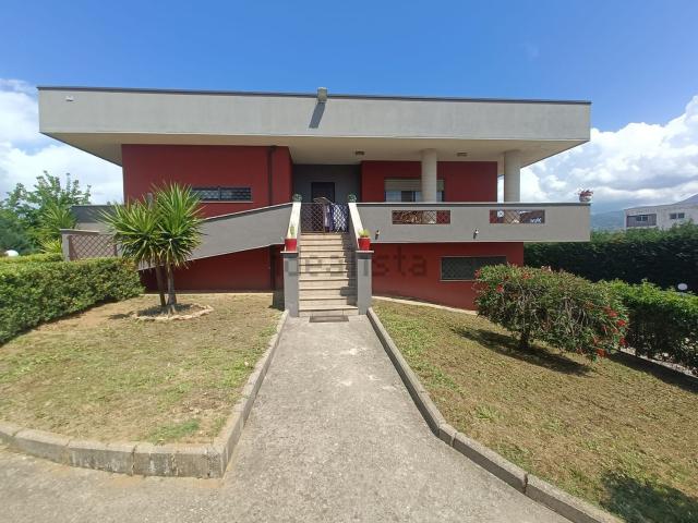 Casa in vendita a Calabria, Cosenza