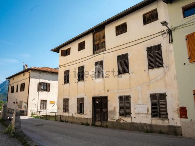 Casa in vendita a Comunità della Vallagarina, Vallarsa
