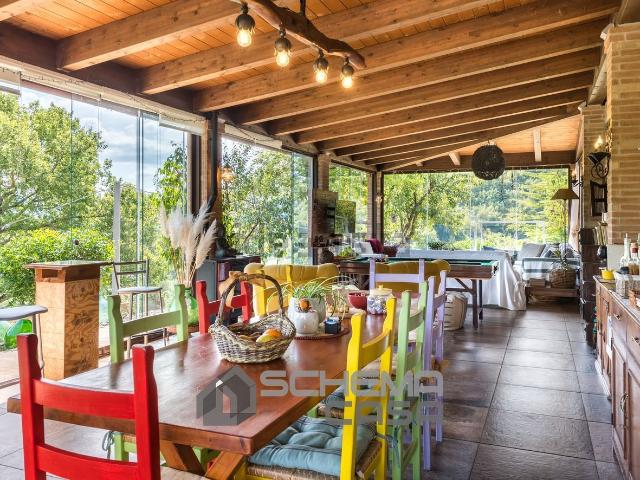 Casa in vendita a Gubbio, Umbria