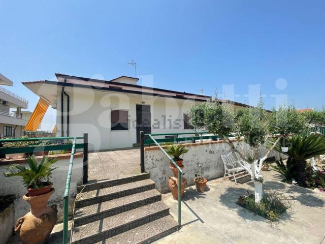 Casa in vendita a Vitulazio, Campania