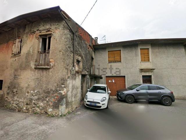 Casa in vendita a Calvagese Della Riviera, Lombardia