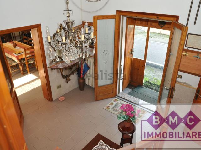 Casa in vendita a Unione Terre e Fiumi, Reggio Emilia